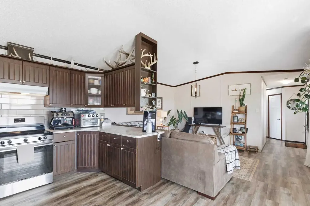 32040 740 Township Teepee Creek AB T0H 3C0