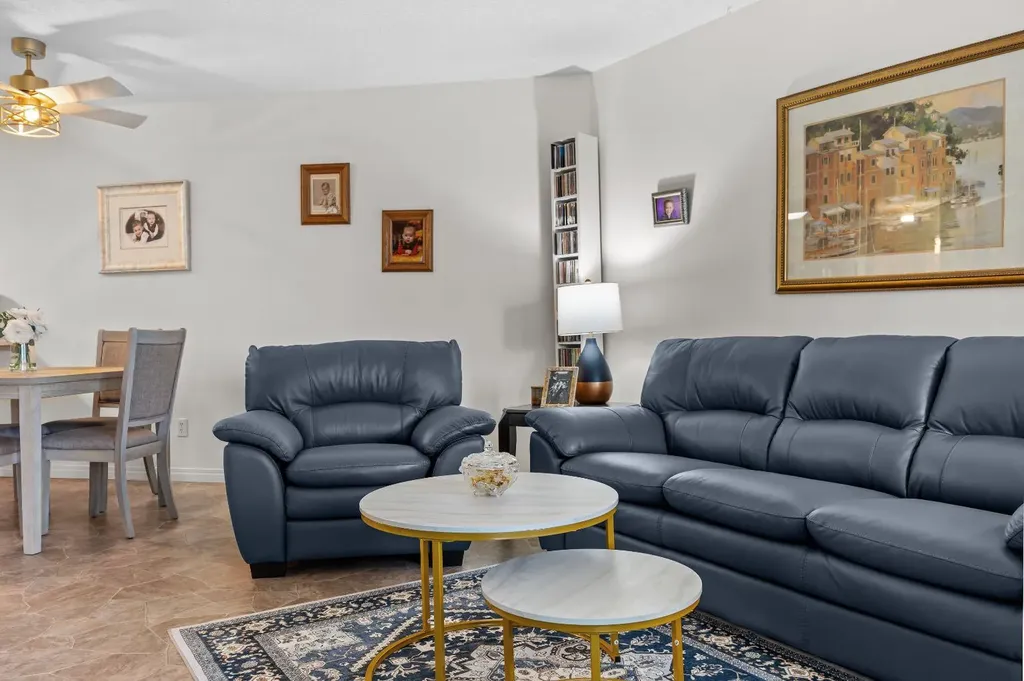 3 Parklane Way Strathmore AB T1P 1N6