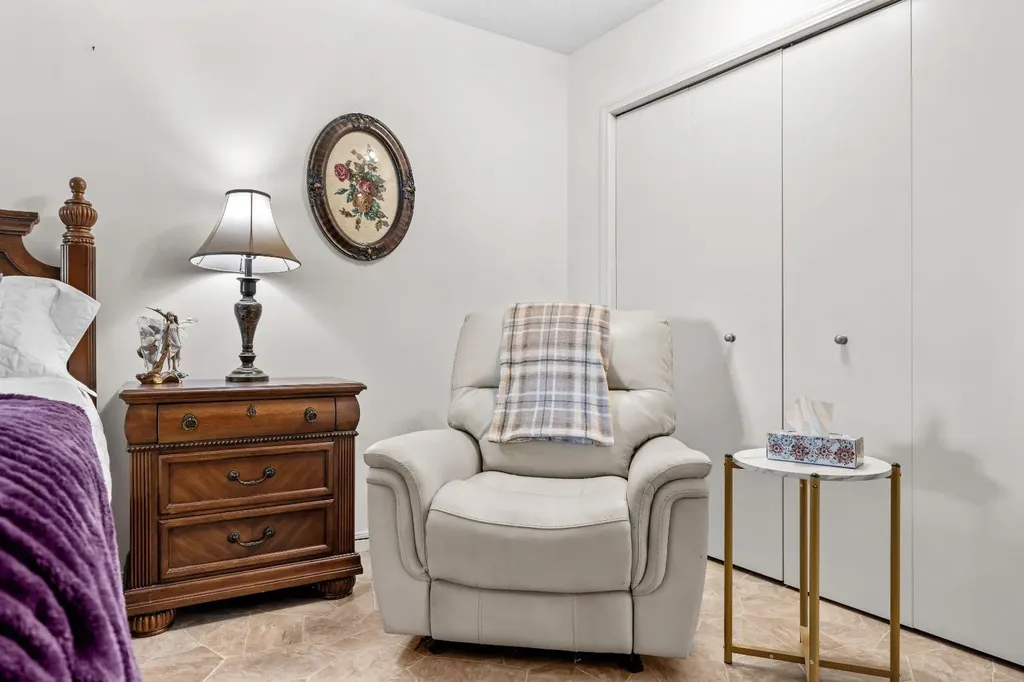 3 Parklane Way Strathmore AB T1P 1N6