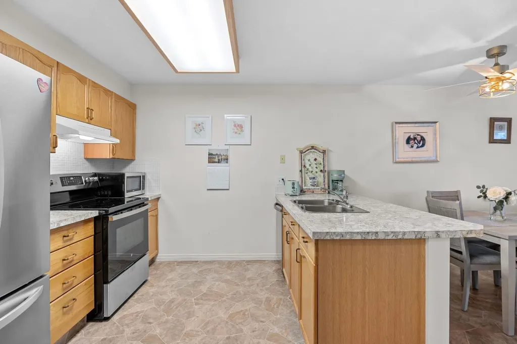3 Parklane Way Strathmore AB T1P 1N6
