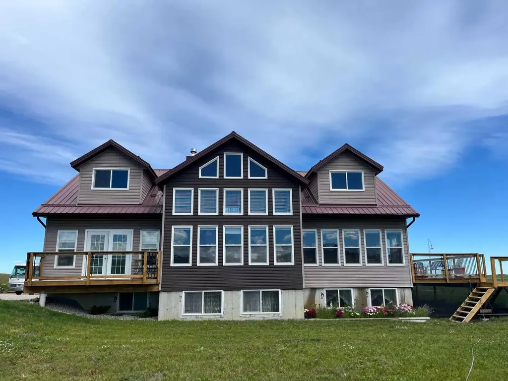 22037 Range Road 280 Cardston AB T0K 1N0