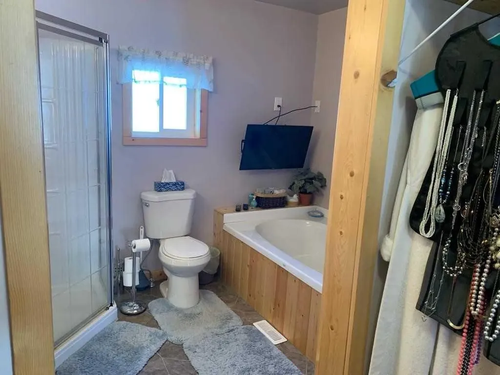 22037 Range Road 280 Cardston AB T0K 1N0