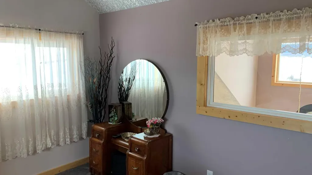 22037 Range Road 280 Cardston AB T0K 1N0