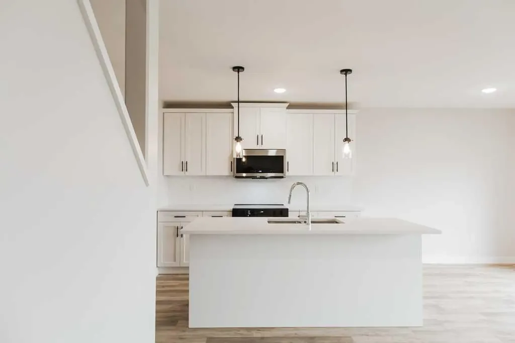 9522 114 Avenue Clairmont AB T8W0W8