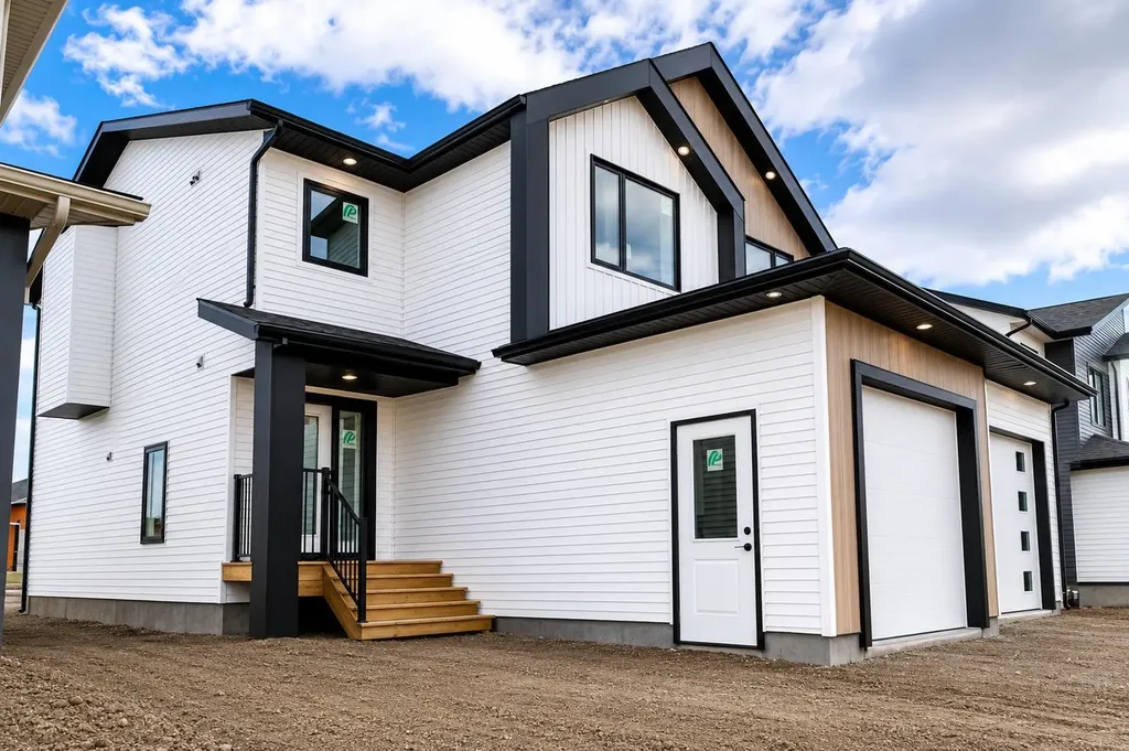 9522 114 Avenue Clairmont AB T8W0W8