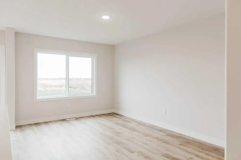 9522 114 Avenue Clairmont AB T8W0W8