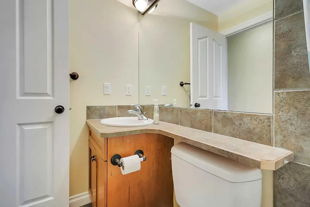 23 Lambertson Place Sylvan Lake AB T4S 2P9