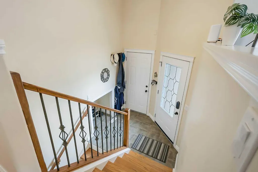 23 Lambertson Place Sylvan Lake AB T4S 2P9