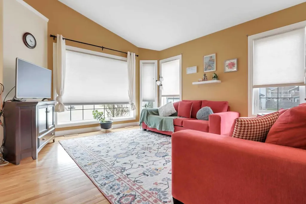 23 Lambertson Place Sylvan Lake AB T4S 2P9