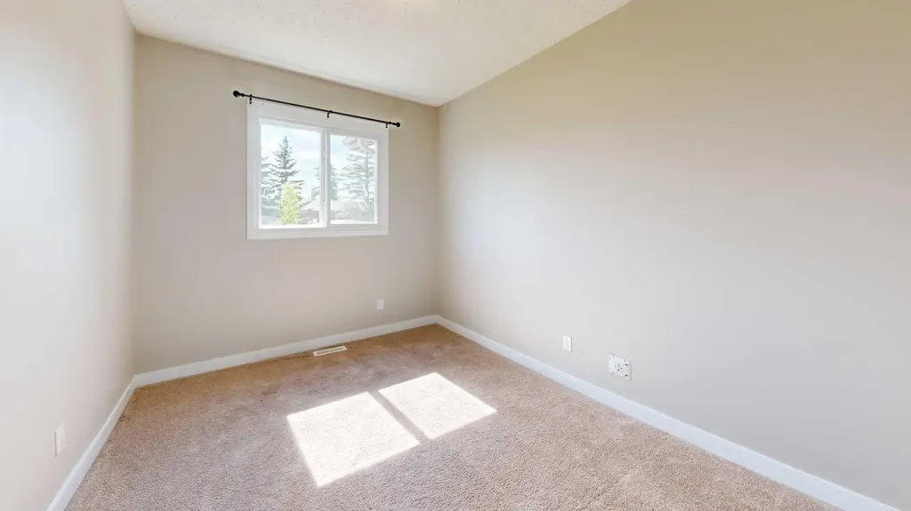 7006 93a Street Grande Prairie AB T8V 6C8