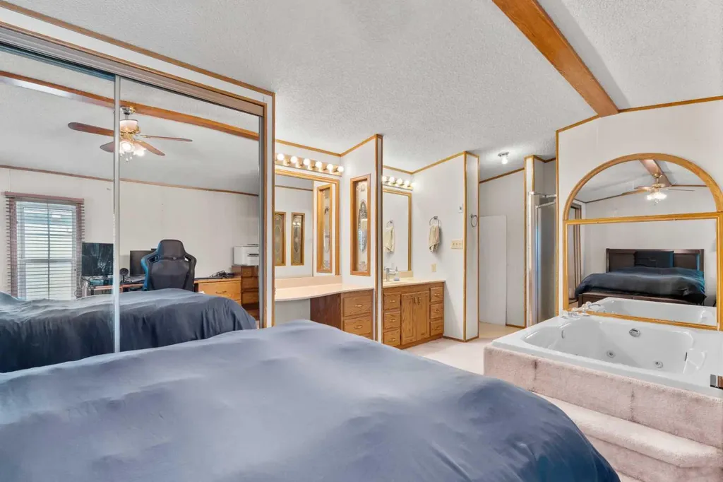 254 Erin Woods Circle SE Calgary AB T2B 3C9
