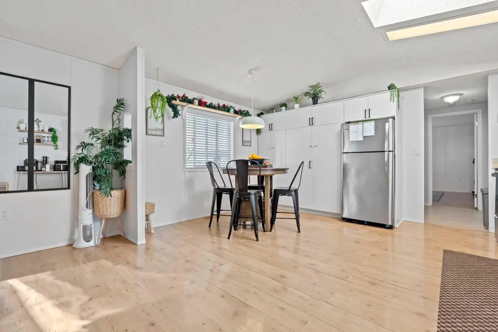 1101 84 Street NE Calgary AB T2A 7X2