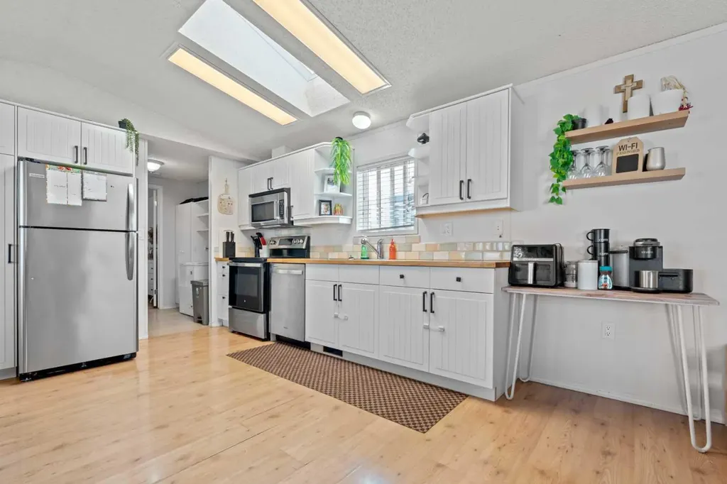 1101 84 Street NE Calgary AB T2A 7X2