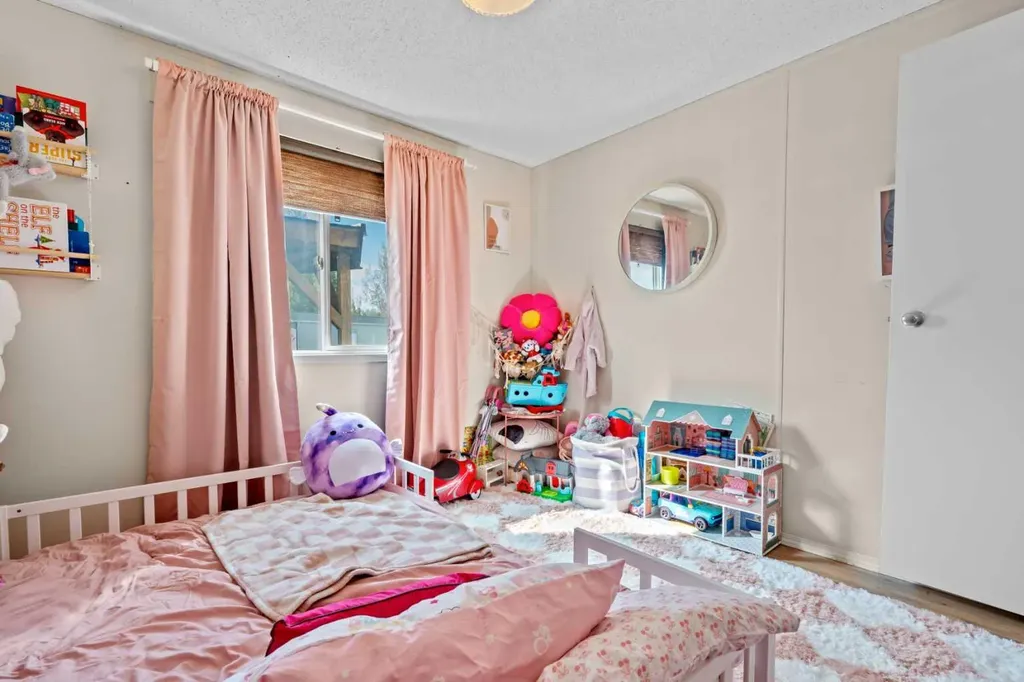 1101 84 Street NE Calgary AB T2A 7X2