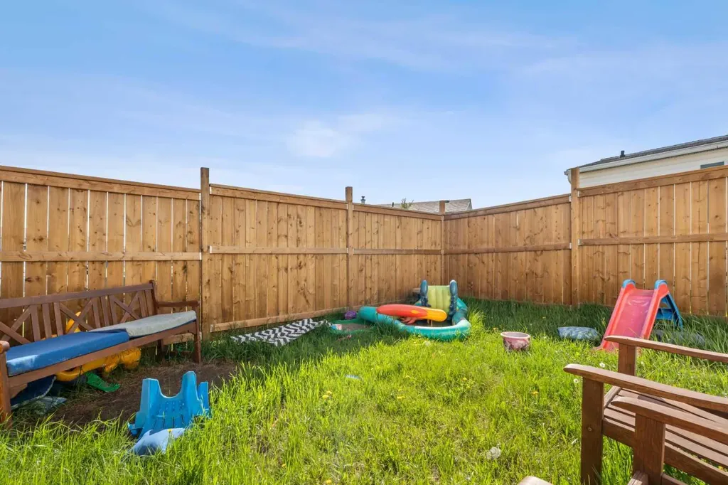 1101 84 Street NE Calgary AB T2A 7X2