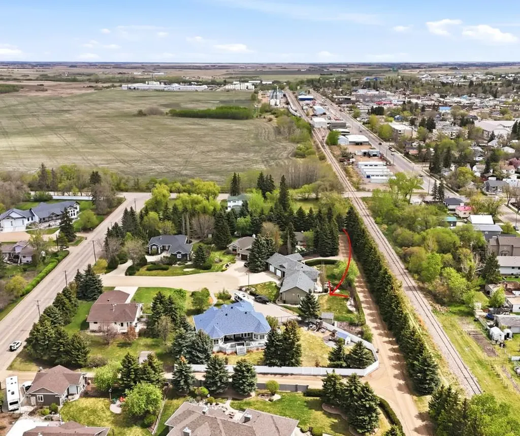 5205 57a Street Close Stettler AB T4K 1K8