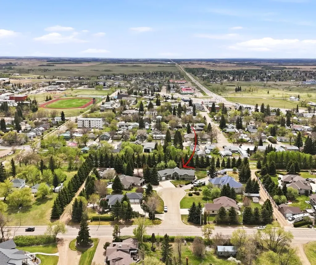 5205 57a Street Close Stettler AB T4K 1K8