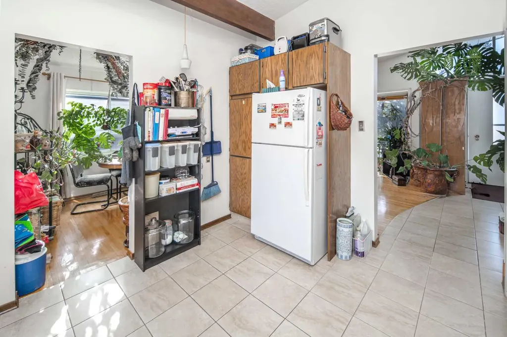 4012 Varsity Drive NW Calgary AB T3A 0Z6