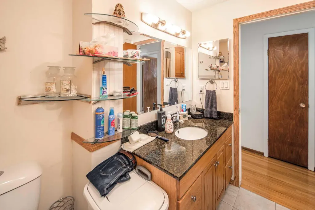 4012 Varsity Drive NW Calgary AB T3A 0Z6