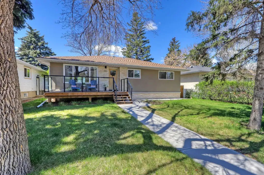 1015 16 Street NE Calgary AB T2E 4S7