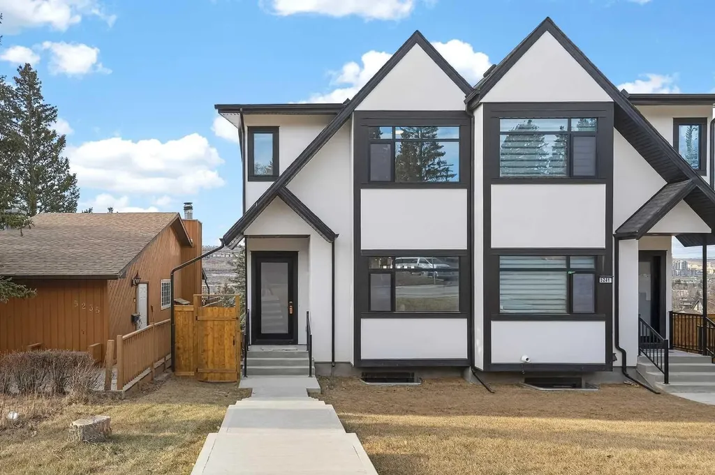 5239 22 Avenue NW Calgary AB T3B 0Z1