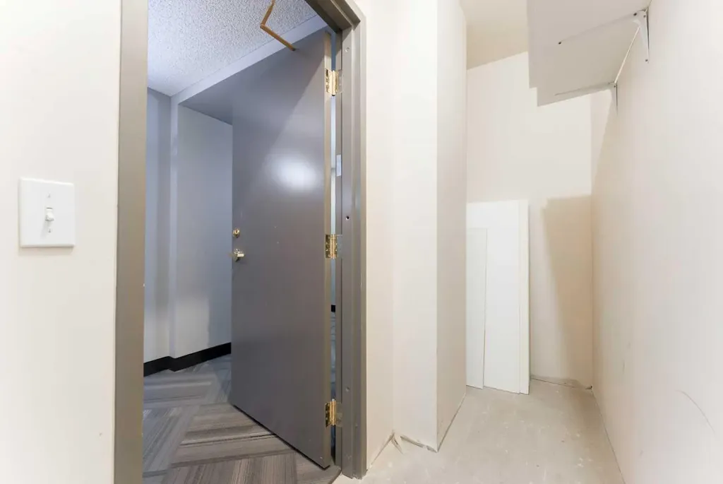 200 Patina Court SW Calgary AB T3H 4K9