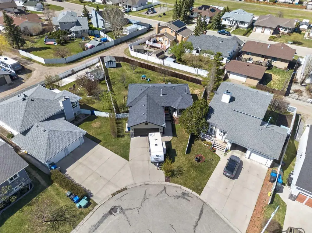 1012 2 Street NE Sundre AB T0M 1X0