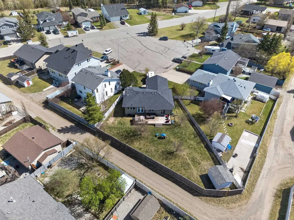 1012 2 Street NE Sundre AB T0M 1X0