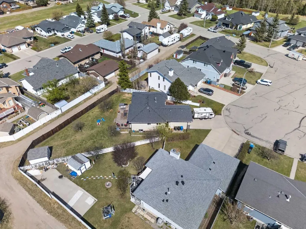 1012 2 Street NE Sundre AB T0M 1X0