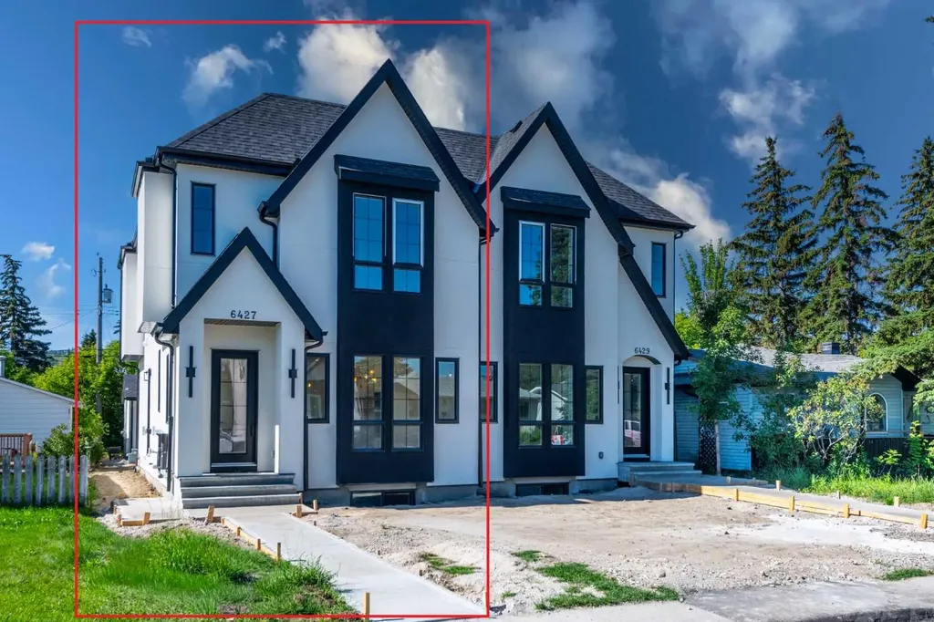 6427 33 Avenue NW Calgary AB T3B 1K9