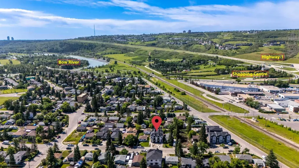 6427 33 Avenue NW Calgary AB T3B 1K9