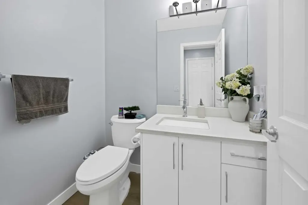 218 Saddlefield Place NE Calgary AB T3J 4Z3