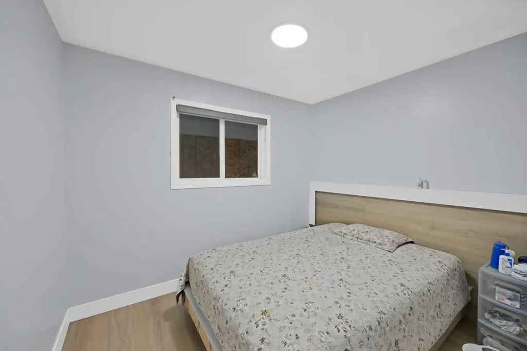 218 Saddlefield Place NE Calgary AB T3J 4Z3