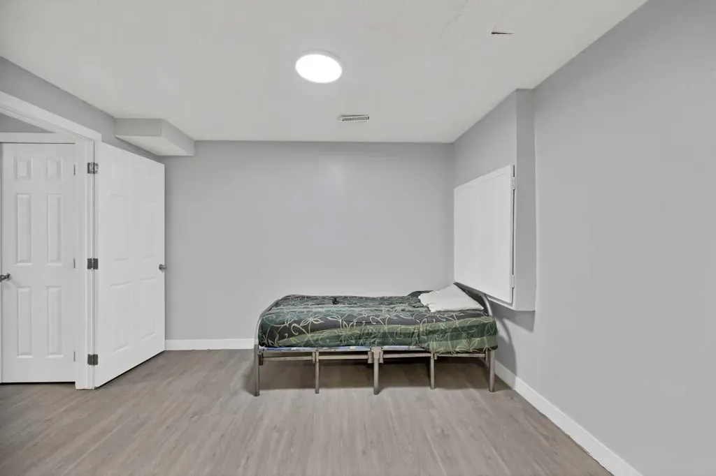 218 Saddlefield Place NE Calgary AB T3J 4Z3