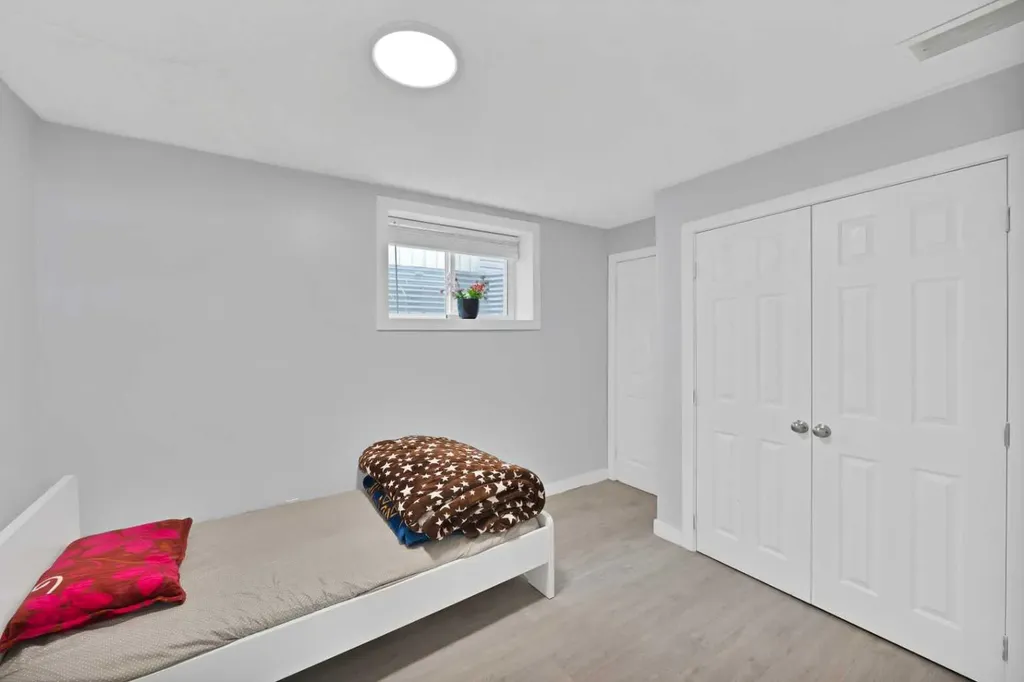 218 Saddlefield Place NE Calgary AB T3J 4Z3