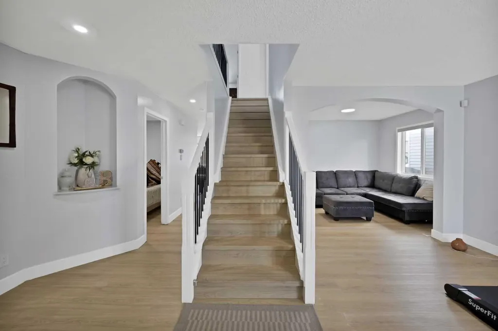 218 Saddlefield Place NE Calgary AB T3J 4Z3