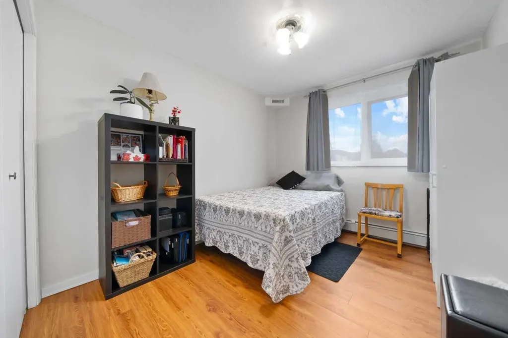 1535 Southview Drive SE Medicine Hat AB T1B 4H8