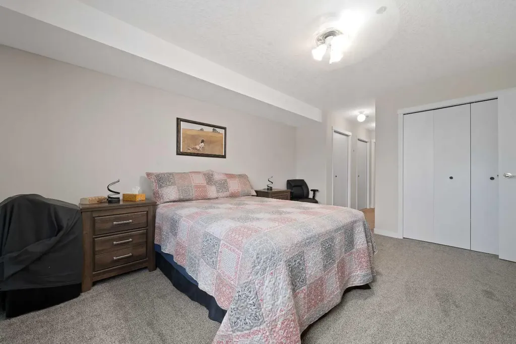 1535 Southview Drive SE Medicine Hat AB T1B 4H8