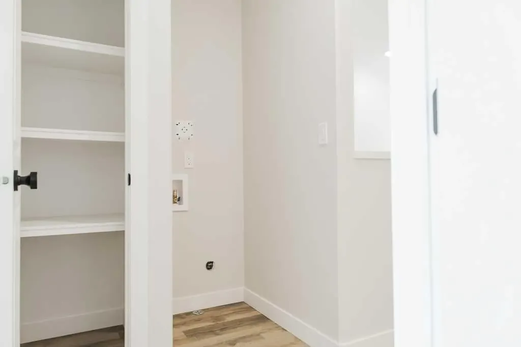 9520 114 Avenue Clairmont AB T8X 0W8