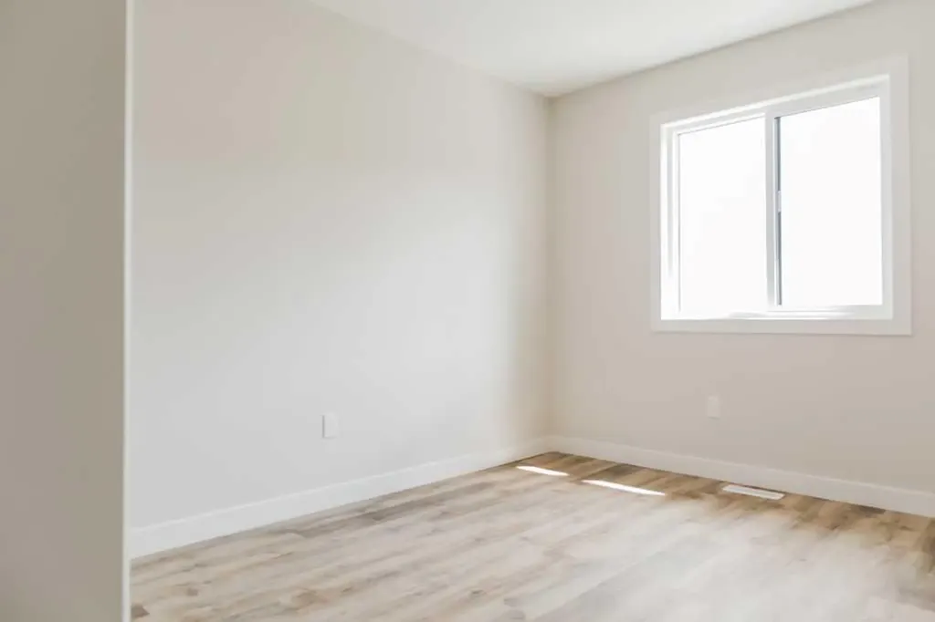 9520 114 Avenue Clairmont AB T8X 0W8