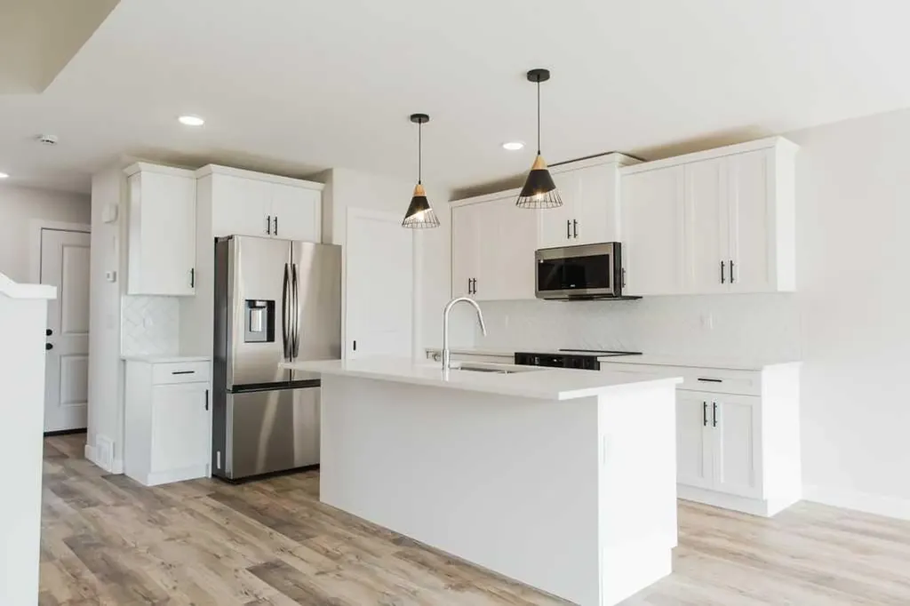 9520 114 Avenue Clairmont AB T8X 0W8