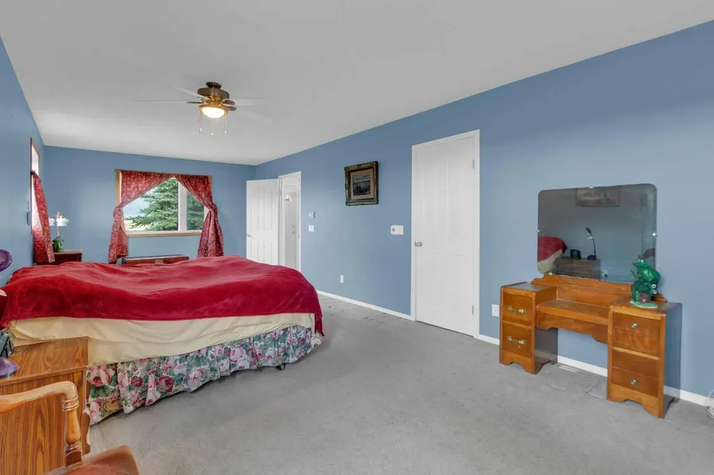 241043 Range Road 270 Rural Wheatland County AB T1P 0S2