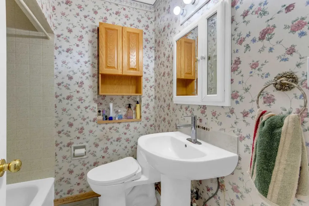 241043 Range Road 270 Rural Wheatland County AB T1P 0S2