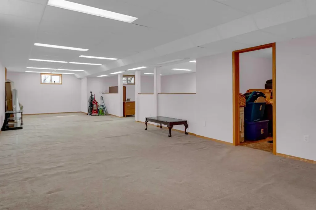 241043 Range Road 270 Rural Wheatland County AB T1P 0S2