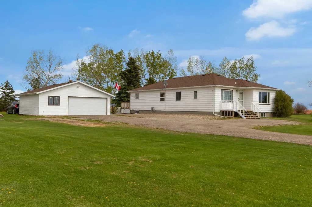 241043 Range Road 270 Rural Wheatland County AB T1P 0S2