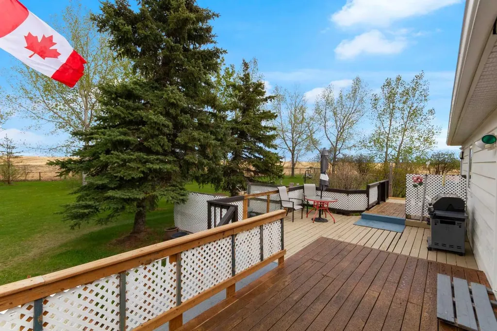 241043 Range Road 270 Rural Wheatland County AB T1P 0S2