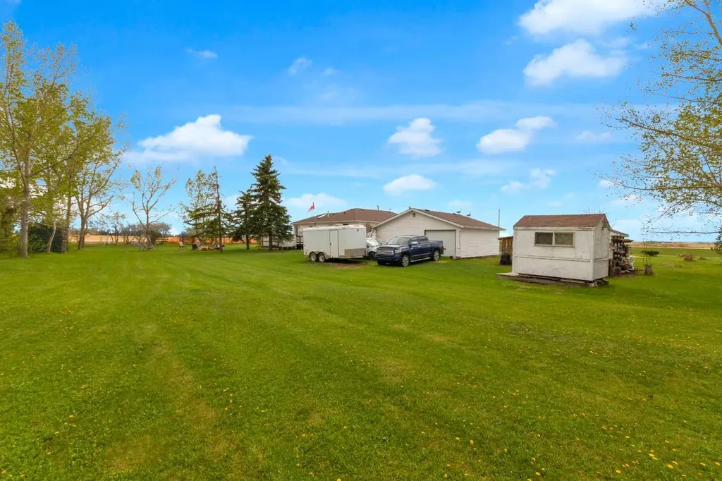 241043 Range Road 270 Rural Wheatland County AB T1P 0S2