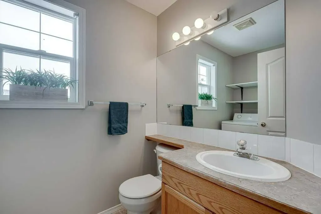 15 Kerry Wood Mews Red Deer AB T4N 7B8