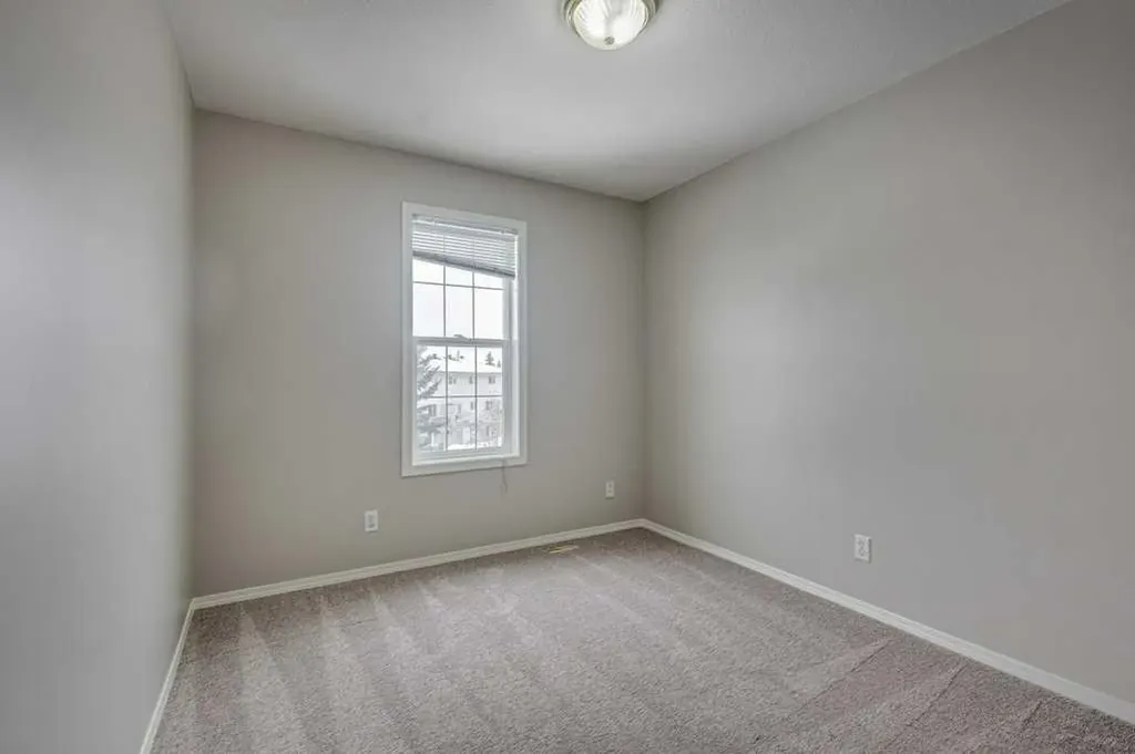 15 Kerry Wood Mews Red Deer AB T4N 7B8