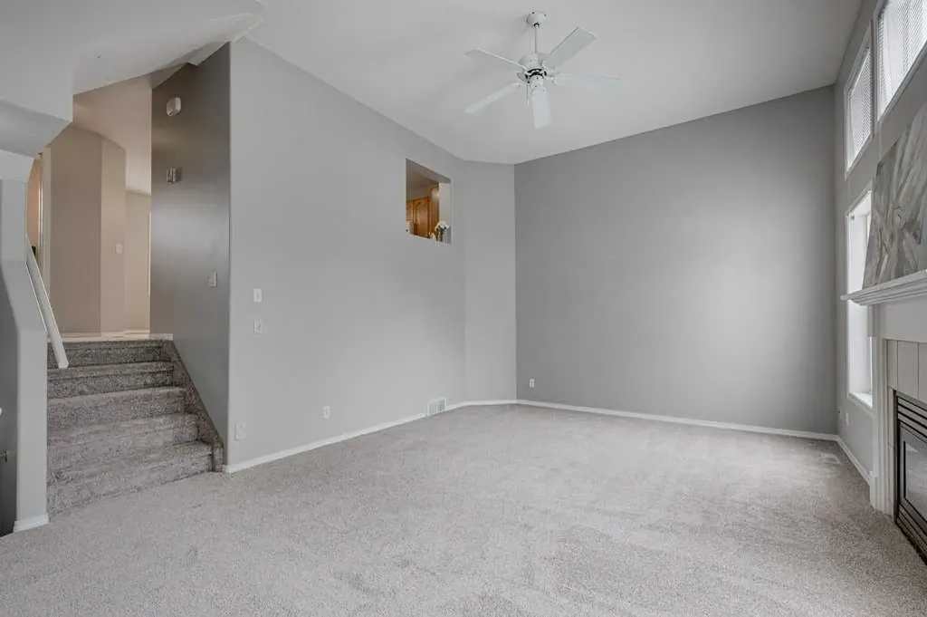 15 Kerry Wood Mews Red Deer AB T4N 7B8